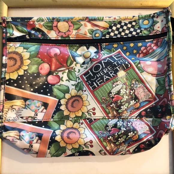 Mary Engelbreit Cosmetic Case by Nordic House Designs. NYC - Picture 6 of 14